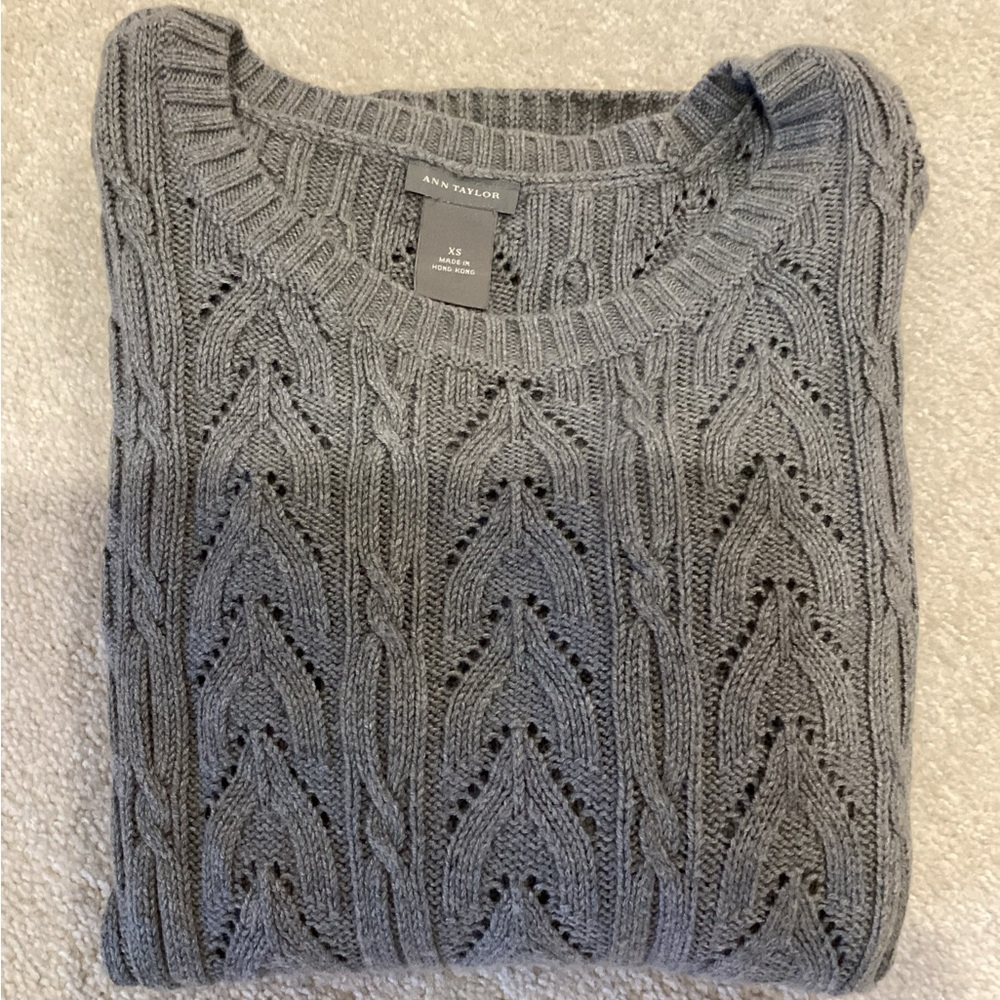 Ann Taylor Gray Knit Sweater